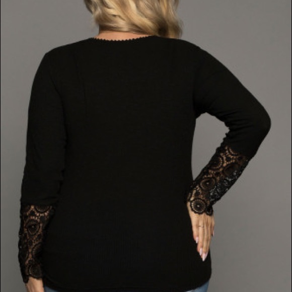 Black Lace Splicing Ribbed Long Sleeve Plus Size Top - Picture 6 of 11
